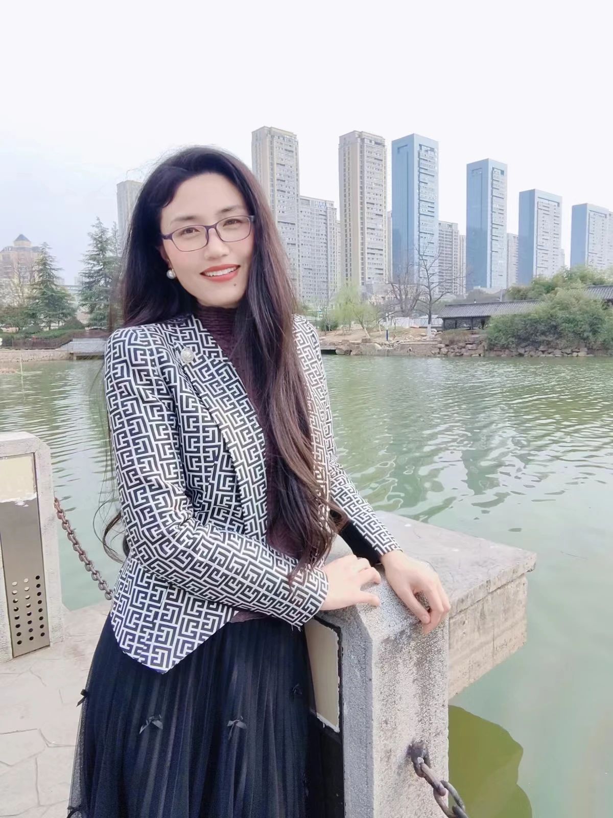 2023年度“两优一先”||管理学院直属党支部“两优一先”获奖者先进事迹