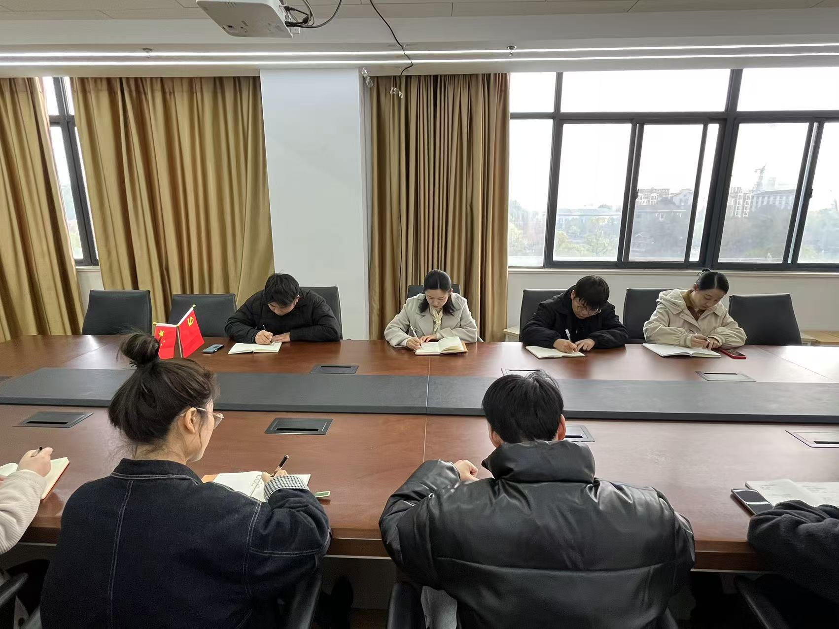 人工智能与制造学院召开辅导员反诈帮信工作部署会