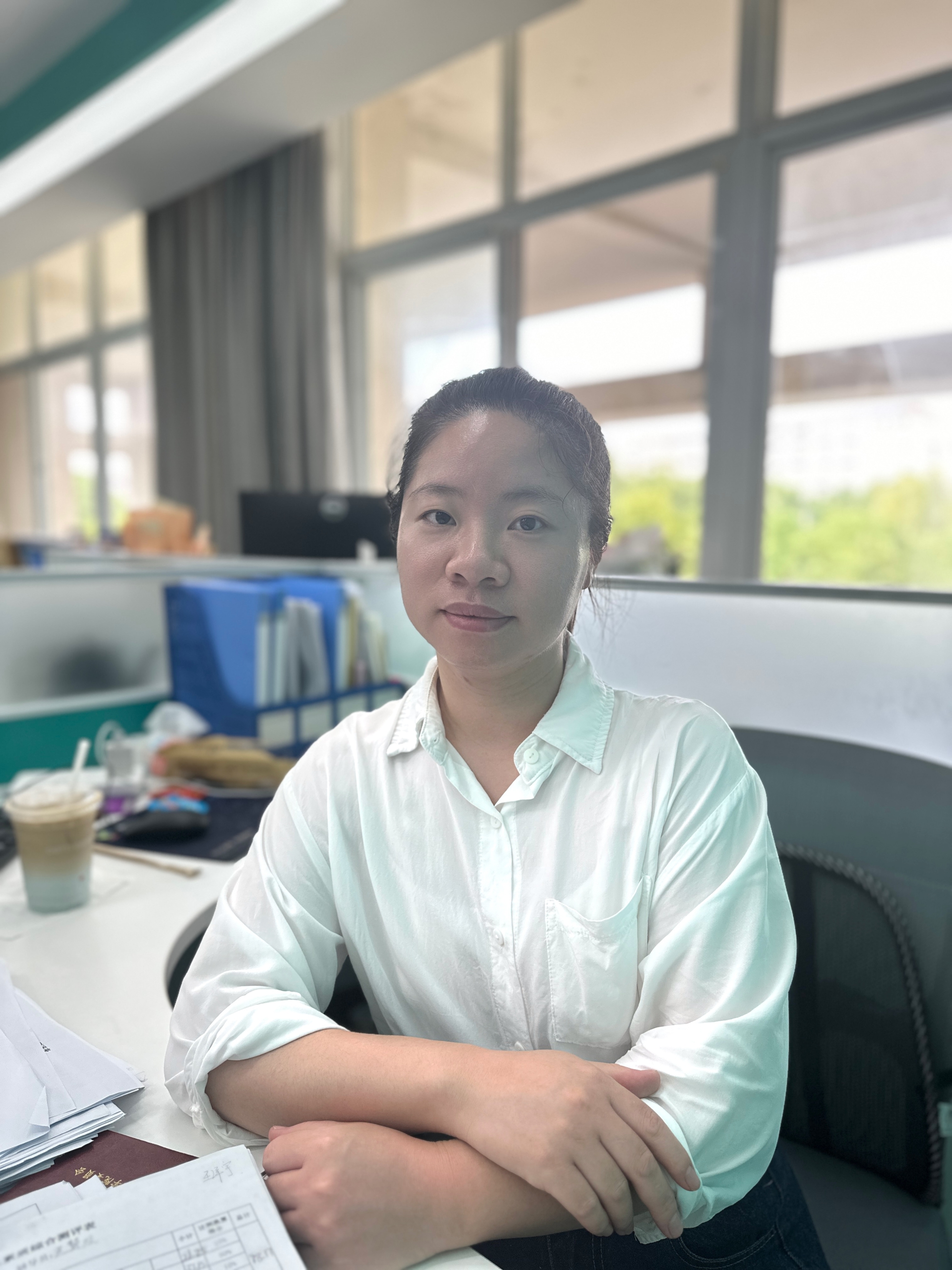 黄婷婷