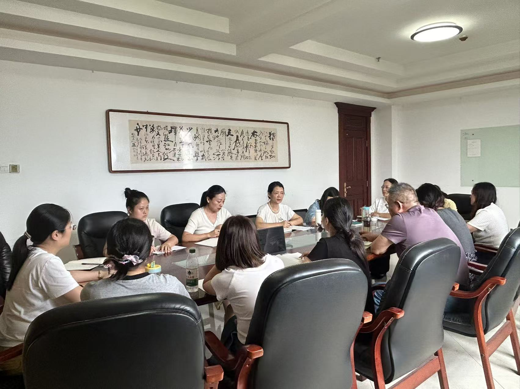 马克思主义学院召开“三风”建设专题会议